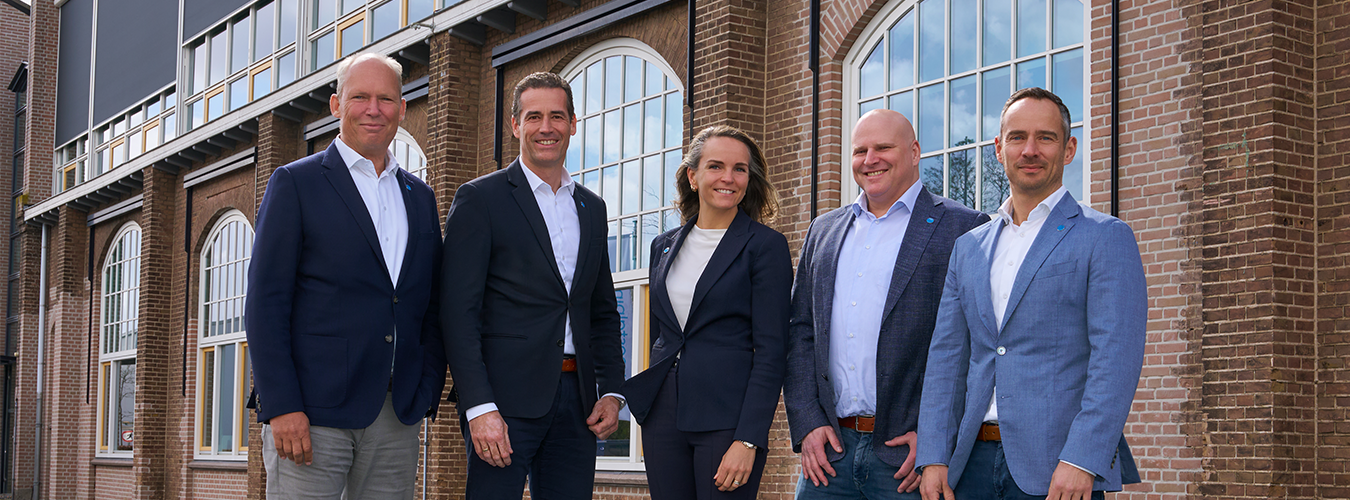 Nieuwe gezichten in de directie; vertrouwde koers blijft