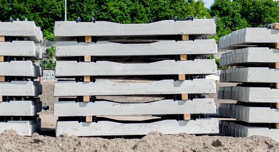 Liggers, bewapeningsmaterialen en bevestigingsmiddelen